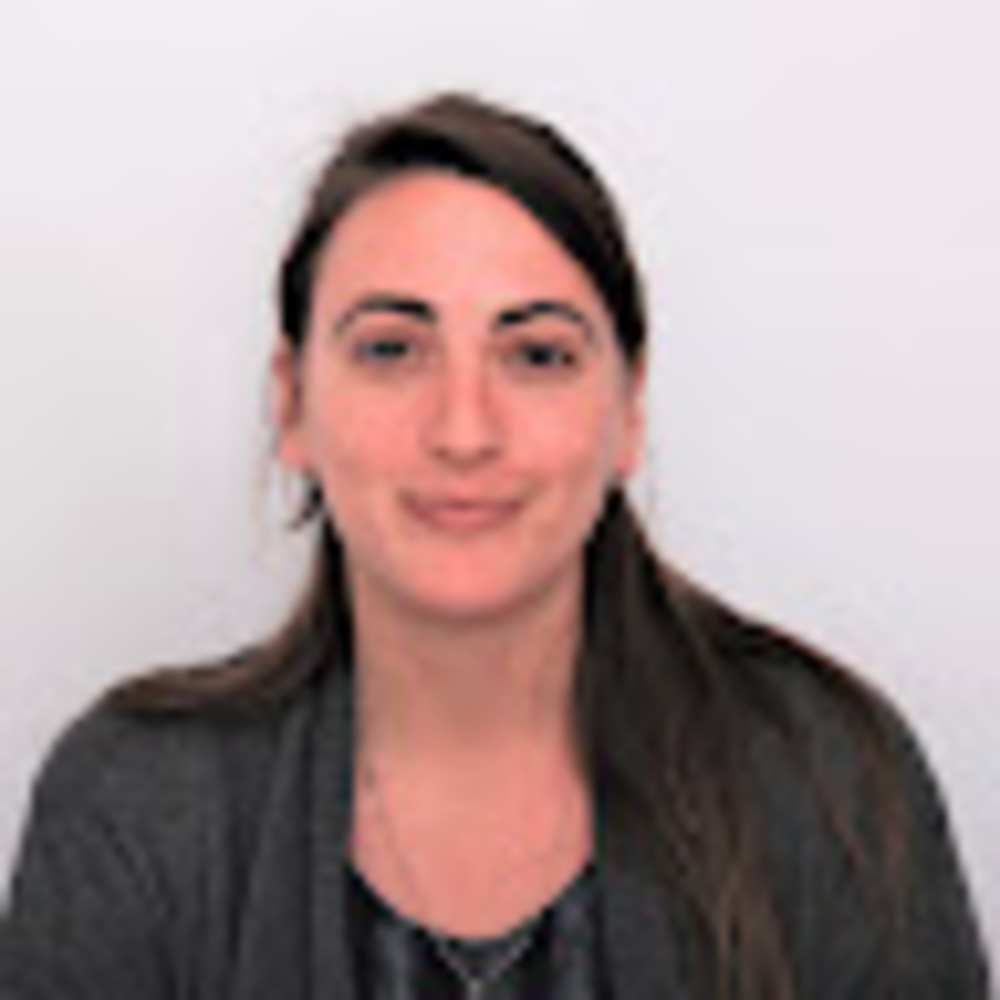 Meet your Posher, Yarden